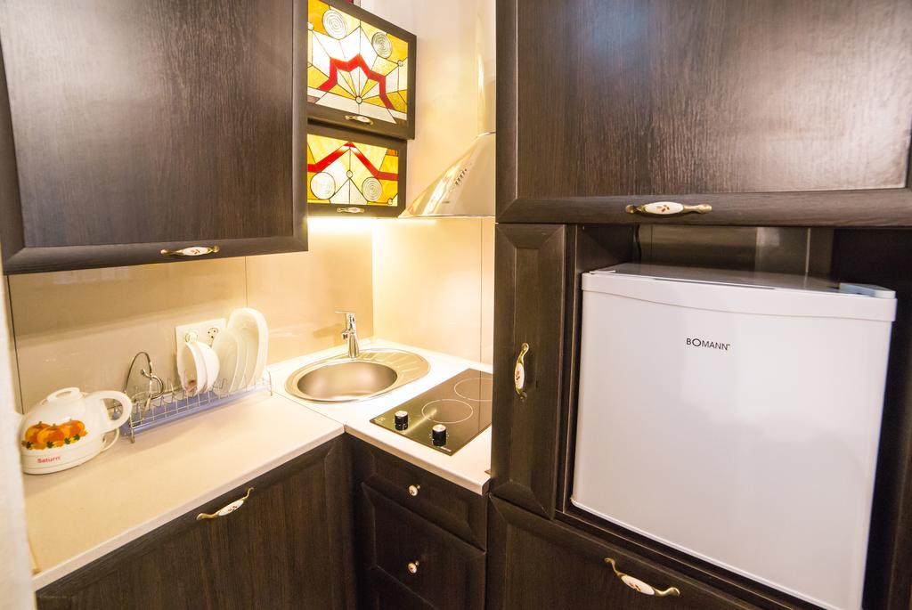 Apartment On Valova 16-2- 2 Minutes To Market Square Leopoli Esterno foto